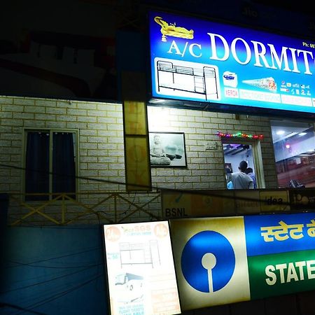 Sri Govindarajaswamy Dormitory Tirupati Exteriör bild